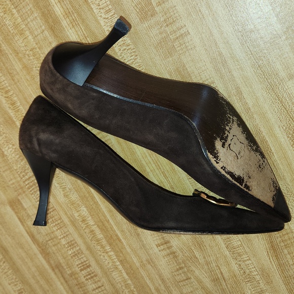 Stuart Weitzman Suede Pumps Pointed Toe, size 10 - Picture 3 of 11